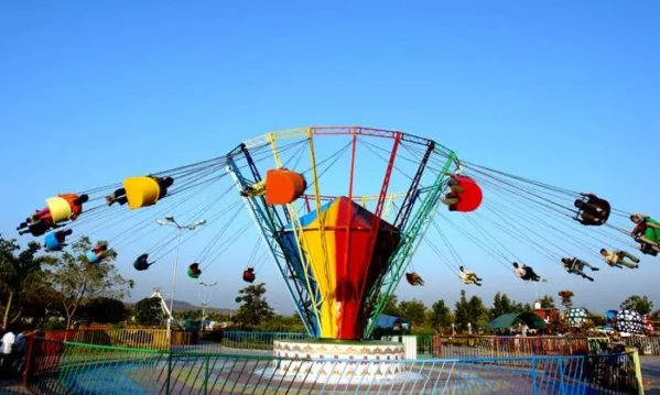 Fun N Food Water Park - Image 3